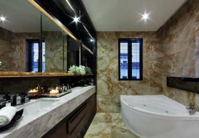  2020家庭浴室装修图片 扇形浴缸装修效果图片 