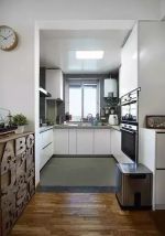 简约风格90平米小户型U型厨房橱柜家装图片