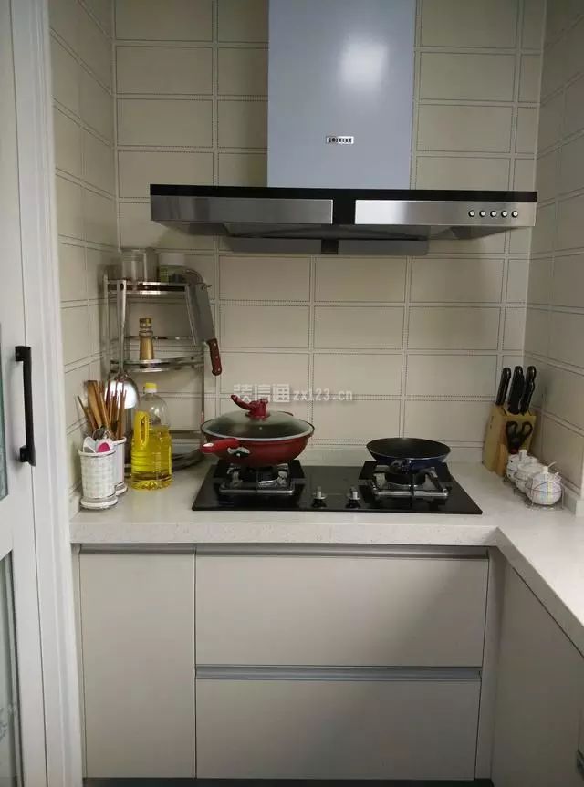 简约风格90平米两室一厅厨房灶台设计图片