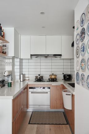89平米三居室北欧风格厨房橱柜设计图片