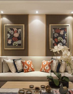 现代中式风格130平三客厅沙发墙挂画搭配图片