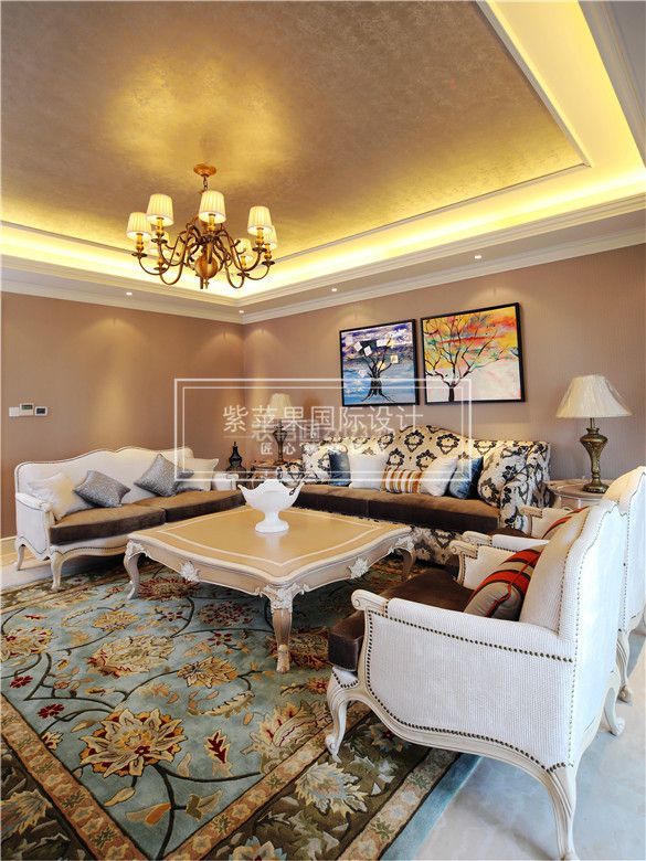 中海紫御豪庭美式245平平层客厅装修案例