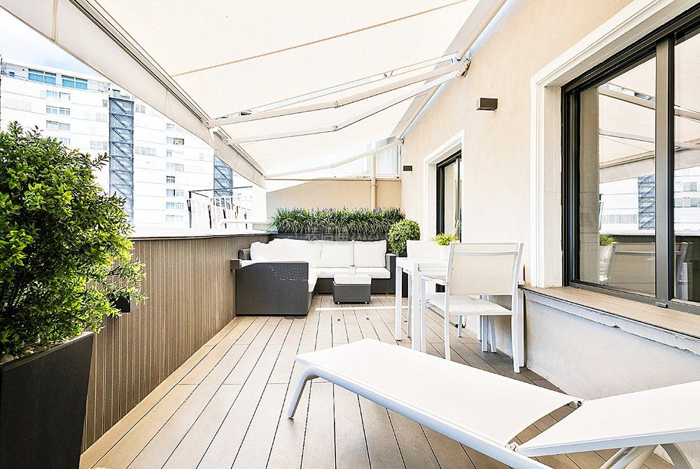 欧式风格家庭阳台遮阳棚装修设计图片 
