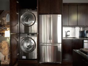 2020厨房洗衣机装修效果图 2020厨房冰箱摆放效果图 