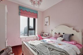 温馨新房女生卧室粉色背景墙装修