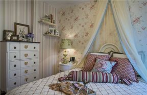 地中海风格家庭卧室床幔装饰效果图