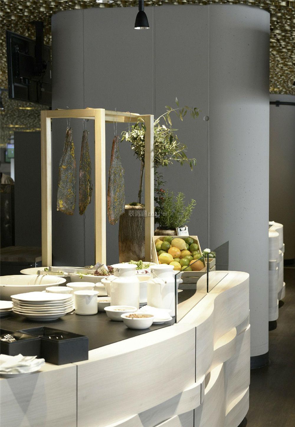 现代风格300平米高档餐厅取餐区设计图片