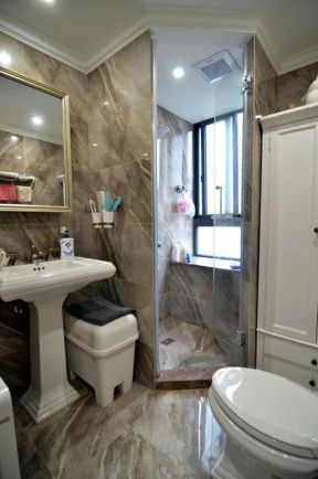 109平简欧风格室内卫生间淋浴房玻璃门装修