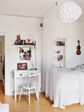 北欧风格96平米三居卧室白色背景墙装饰图片