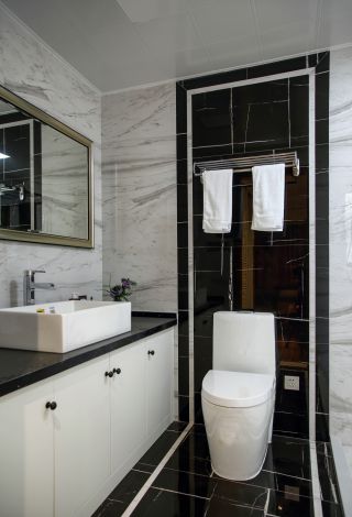 120平米现代中式风格三居室卫生间设计图片