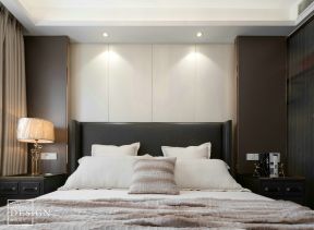 140平现代风格温馨卧室台灯装饰效果图