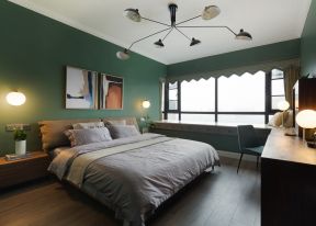  2020卧室绿色墙面图片 2020卧室绿色装修效果图 卧室绿色效果图