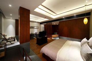 360平中式风格酒店客房木地板装修设计图片