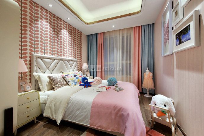 现代中式风格140平四居女生粉色卧室装修图片
