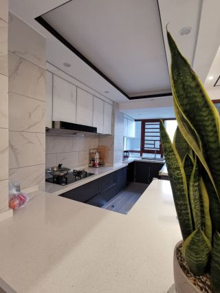 102平米新中式三居室厨房装修实景图片