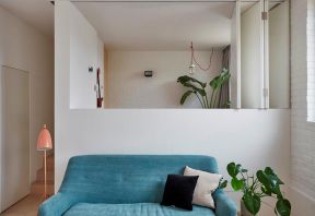 38平米小户型样板房客厅浅蓝色沙发图片