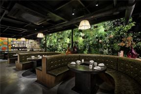 复古工业风格700平米火锅餐厅卡座背景墙设计图片