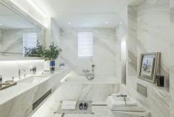 法式轻奢浪漫风格卫生间整体白色装修设计