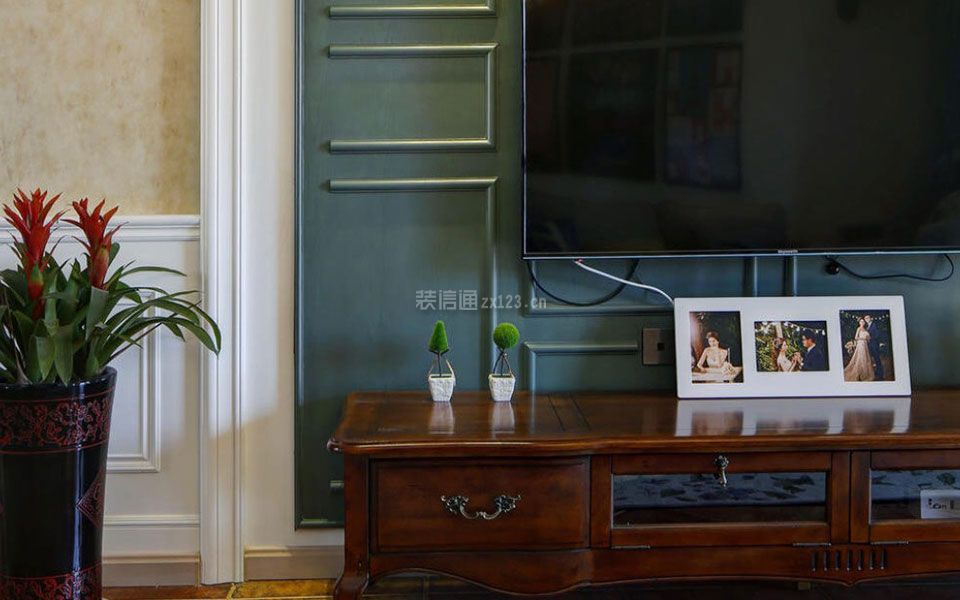 美式风格95平米三居室客厅电视柜装修图片