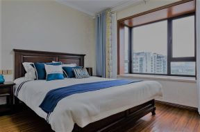 新中式风格92平方米三居卧室窗户装修图片