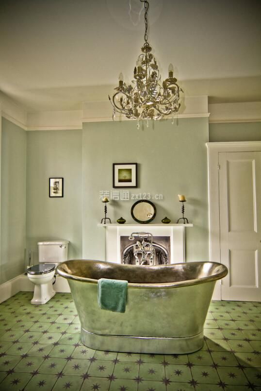 家居别墅浴室绿色地板砖装饰设计图片