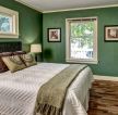 绿色家居主卧室木纹地板装饰设计效果图片