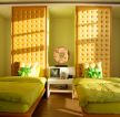 绿色家居双人卧室软包背景墙装饰设计图片