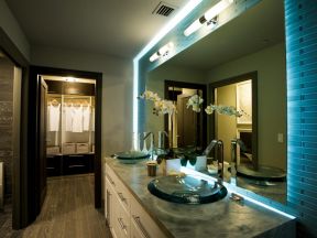 2023时尚酒店公寓卫浴间洗手台设计图片