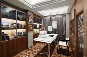 现代简约128平方米三居书房书桌装饰图片
