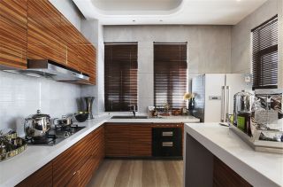 现代简约风格308平米别墅厨房设计图片