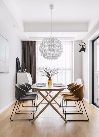 现代北欧风格140㎡四居室餐厅餐桌椅设计图