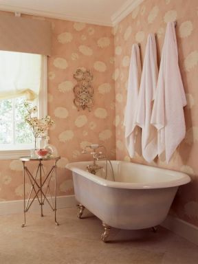 简欧式风格8平米卫浴间防水墙纸设计图