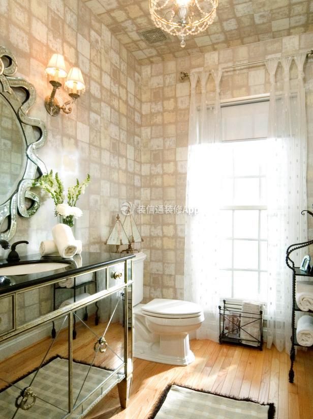 小法式风格国外私家别墅浴室墙面壁纸搭配设计图