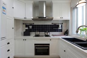现代美式风格130平米四居厨房装修图片