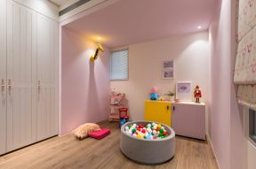 118平方家庭粉色儿童房木地板装修设计