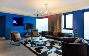 现代风格109平米三居室客厅电视墙装修图片