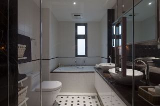 120平米现代简约三室两厅卫生间设计图片