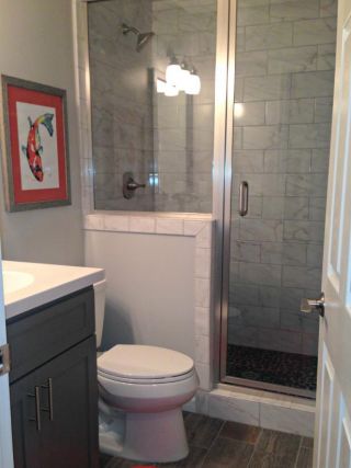 2.5平米小卫生间淋浴房隔断设计图片
