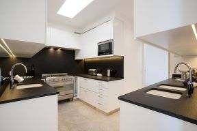 2023现代风格家居黑白系厨房设计效果图片