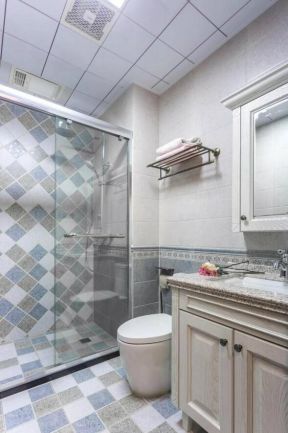欧式风格家庭卫生间浴室柜装修设计图