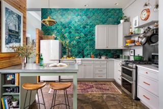 2023北欧风格家庭厨房个性背景墙设计图片