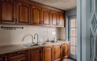 现代美式风格136㎡四居厨房背景墙设计图片