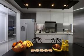 150平米四居现代简约风格家庭厨房设计图片
