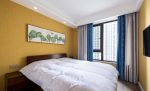 136平米卧室背景墙黄色壁纸装修设计效果图
