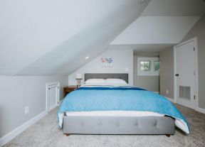 2020欧式卧室地毯图片 2020小阁楼卧室装修