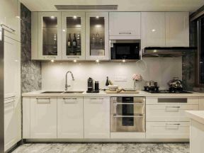 151平米现代四居厨房装修设计效果图欣赏
