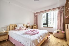 日式风格房屋卧室粉色窗帘装饰图