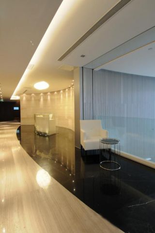 1200平现代风格办公室走廊吊顶灯带设计效果图片