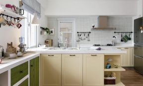  2020小厨房黄色橱柜效果图 时尚厨房效果图
