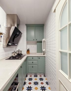 小户型厨房装修设计图片  2020简约小厨房地砖效果图